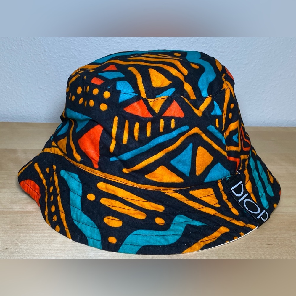 Diop Reversible Bucket Hat
